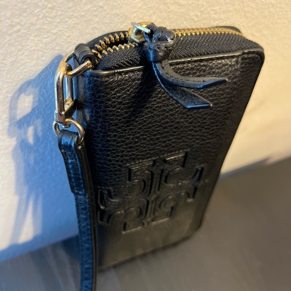 Tory Burch Wallet - Picture 2 of 3